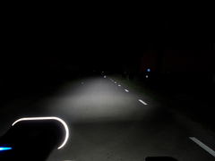 Philips LED bike light, road4, lamp on high