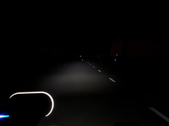 Philips LED bike light, road4, lamp on low
